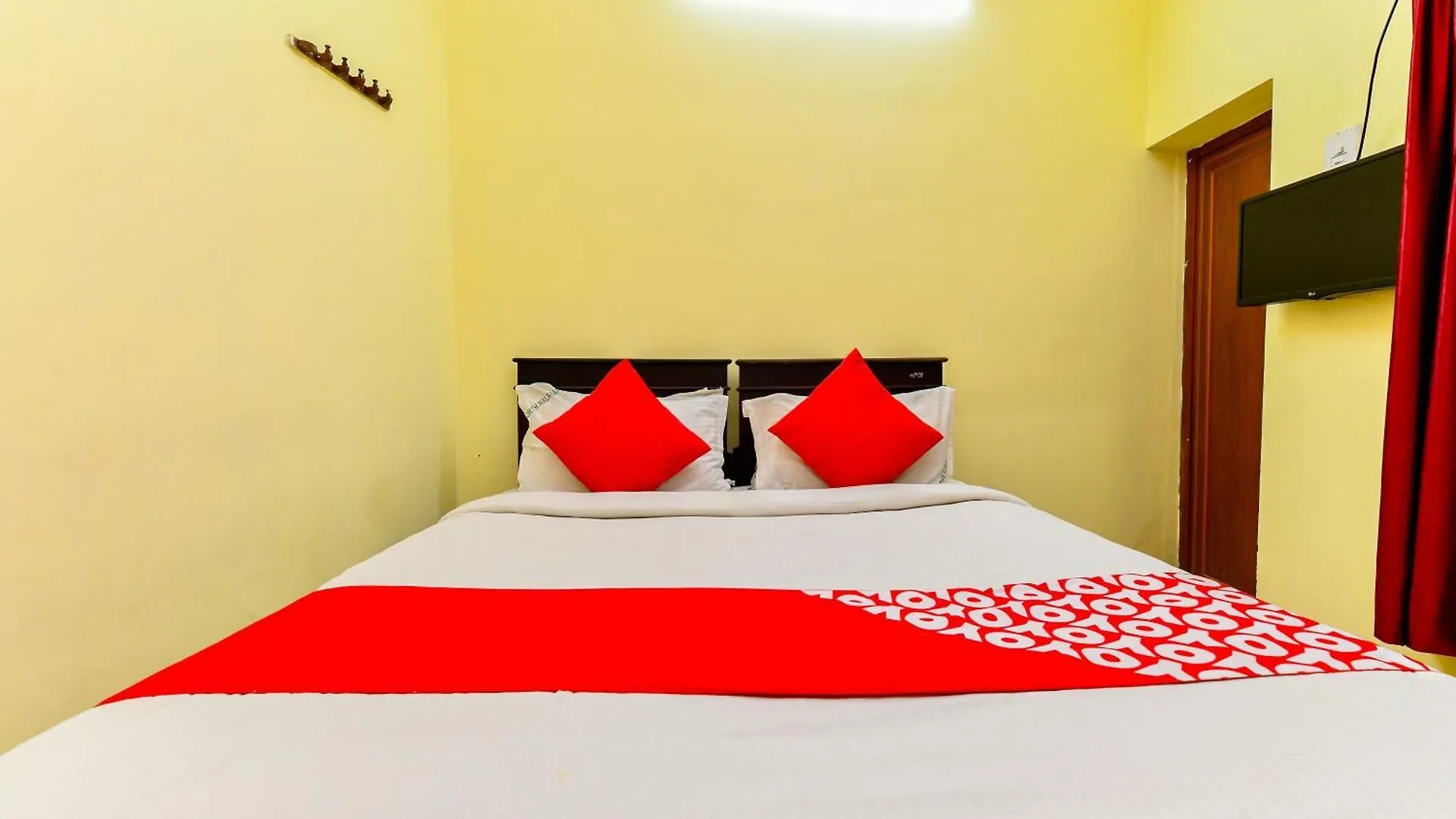 Hotel Oyo 7771 Ern Station Kochi